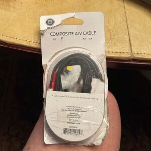FLASH SALE!COMPOSITE A/V CABLE COLOR CODED 6 FOOT NWOT